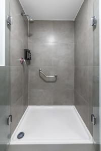 Um banheiro em Staybridge Suites São Paulo by IHG