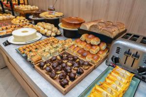 Comida no hotel ou em algum lugar perto