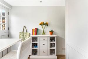 En eller flere senge i et værelse på Cottage, Central Saffron Walden, Garden, Little Braybrooke