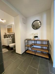 Ένα μπάνιο στο Ferienwohnung Bergidyll