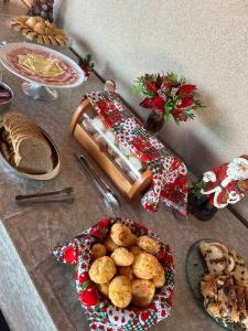 Đồ ăn tại/gần căn hộ