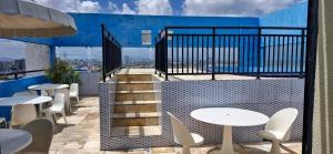 En balkon eller terrasse på Apartamento completo com vista sensacinal na praia de Fortaleza