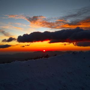 Alba o tramonto visti dall'interno della casa vacanze o dai dintorni
