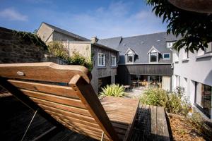 Το κτήριο όπου στεγάζεται  η παραθεριστική κατοικία