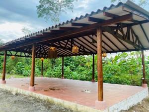 Fotografie z fotogalerie ubytování Cabaña con piscina para disfrute social y familiar v destinaci Chigorodó