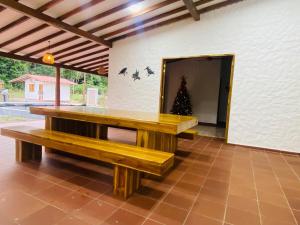Fotografie z fotogalerie ubytování Cabaña con piscina para disfrute social y familiar v destinaci Chigorodó