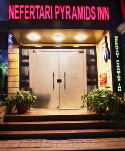 Fotografie z fotogalerie ubytování Nefertari Pyramids View Inn v Káhiře