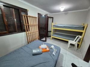 Postel nebo postele na pokoji v ubytování Apto próx ao sesc Aquarius
