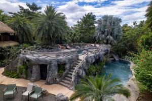 Swimmingpoolen hos eller tæt på Balu Retreat Center