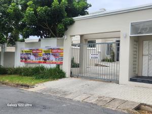 Hoone, kus külalistemaja asub +3 fotot