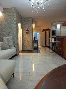 Nhà bếp/bếp nhỏ tại Gilmour House