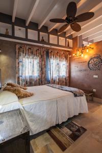 Ένα ή περισσότερα κρεβάτια σε δωμάτιο στο SevillaHome- Ave Cesar
