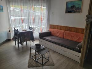 Posezení v ubytování Studio à Baréges