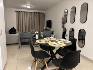 Χώρος καθιστικού στο Orion Luxury Apartment Accommodation LTB
