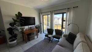 TV/trung tâm giải trí tại Luxury one bedroom apartment