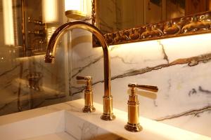 A bathroom at Hotel Continental Palacete