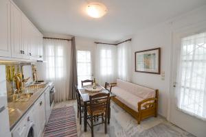 Кухня или мини-кухня в K - Homes
