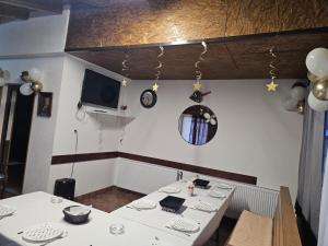 TV a/nebo společenská místnost v ubytování Apartments Marija