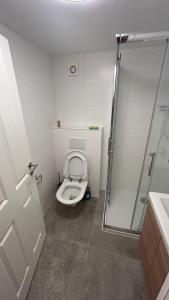 Koupelna v ubytování Helfant Luxembourg Standard Double Room 7