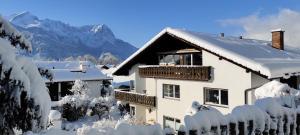 Nespecifikovaný výhled na hory nebo výhled na hory při pohledu z apartmánu