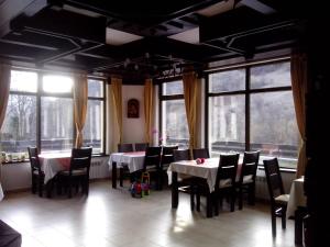 Restoran atau tempat lain untuk makan di Villa Cherven