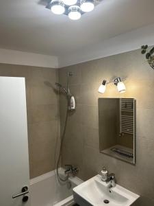 Et badeværelse på H pipera lake + 2 billeder