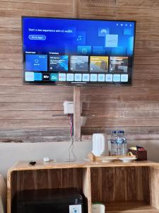 Grand Daghan Cottage TV 또는 엔터테인먼트 센터