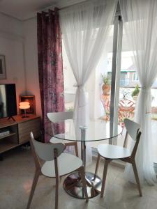 TV i/ili multimedijalni sistem u objektu Ático Playa Cullera +20 fotografija