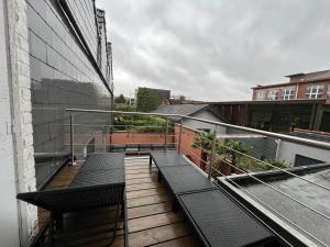 Balkón nebo terasa v ubytování Plein centre de Waterloo! 1