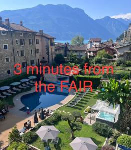 En generel udsigt til bjerge eller udsigt til bjerge taget fra lejlighedshotellet