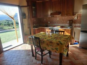 Dining area sa apartment