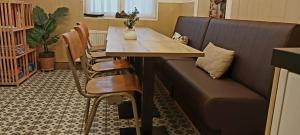 Χώρος καθιστικού στο De Moriaan Antwerp Historic Center +43 φωτογραφίες