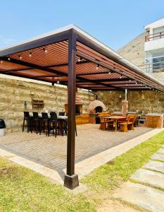 Restaurace v ubytování Casa campo Mauri Capacidad 23 personas A 12 minutos del Óvalo de Cieneguilla