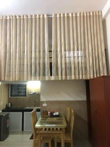 Η κουζίνα ή μικρή κουζίνα στο Khách sạn Thái sơn Phú Quốc +34 φωτογραφίες