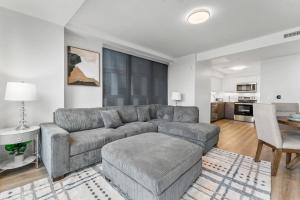 Galeriebild der Unterkunft Furnished Luxury Apartment Next to Harvard Stadium in Boston