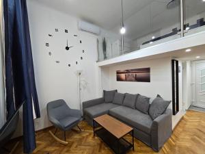 Posedenie v ubytovaní Maria Apartments - Modern apartments in the center of Budapest