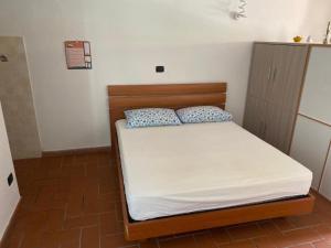 Una cama o camas en una habitación de Lacro Home