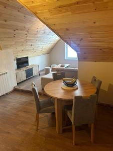 Kuchyň nebo kuchyňský kout v ubytování Apartment Bašović