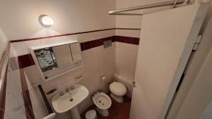 Koupelna v ubytování Hotel Massa + 14 fotografií