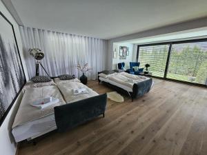Posteľ alebo postele v izbe v ubytovaní Apartments Shema