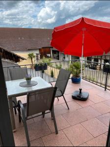 Μπαλκόνι ή βεράντα στο Dreiländereck-Ferienwohnung in Eschbach