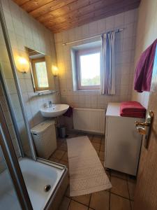 Koupelna v ubytování Haus Auracher