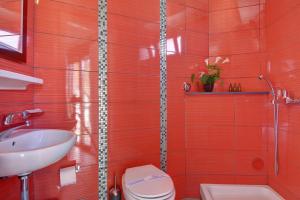 Φωτογραφία από το άλμπουμ του Μαριάνθη στα Καλά Νερά +4 φωτογραφίες