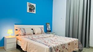 Postel nebo postele na pokoji v ubytování Newly Furnished Room in Barsha 1 Near MOE + 10 fotografií