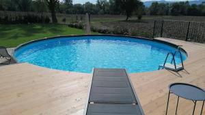 Basen w obiekcie Agriturismo Villa al piano lub w pobliżu