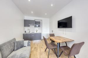 Η κουζίνα ή μικρή κουζίνα στο Luxueux et chic - Bobigny - Paris