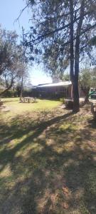 サン・ラファエルにあるLa Brujita, casa de campoの背景の木立公園