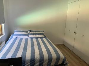 Postel nebo postele na pokoji v ubytování Casa Vitacura 12p pool snow shopping clinicas 5 dorm - 8 camas