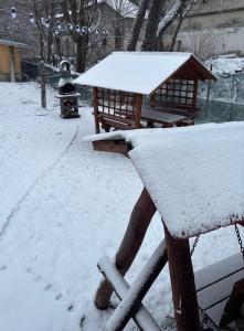 Το Vila Eden Azuga τον χειμώνα