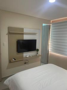 Photo de la galerie de l'établissement APARTAMENTO DE LUJO con AIRE ACONDICIONADO 5 min del rio Guatapurí centro comercial y parque de la leyenda vallenata, à Valledupar